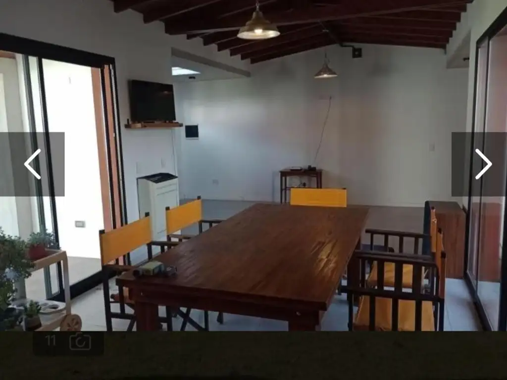 Foto de Terreno con construcción de Casa de diseño, imagen 1