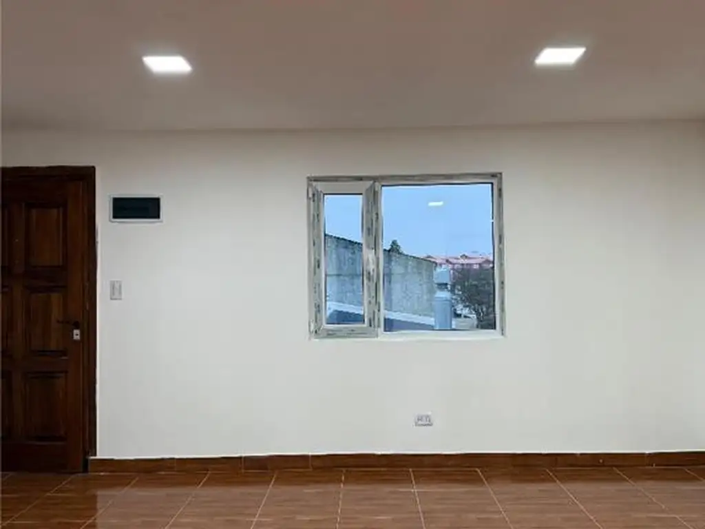 Foto de DEPARTAMENTO 3 AMBIENTES - MUTUAL, RÍO GRANDE, imagen 1