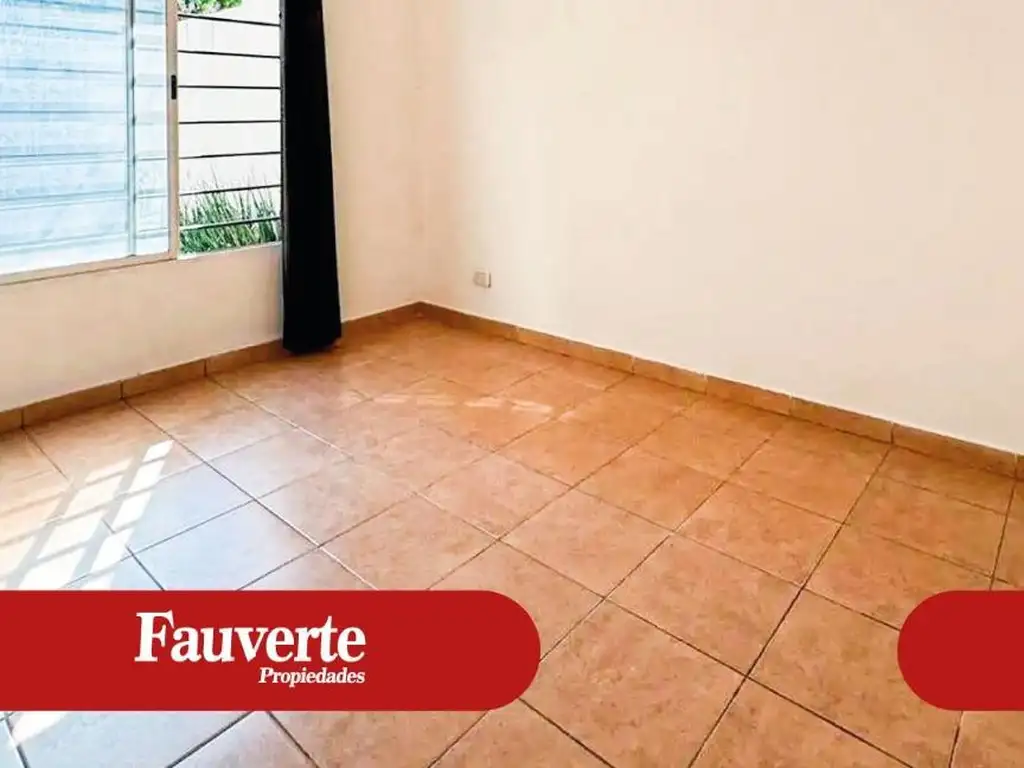 Foto de DEPARTAMENTO EN PLANTA BAJA AL FRENTE. VILLA SARMIENTO., imagen 3