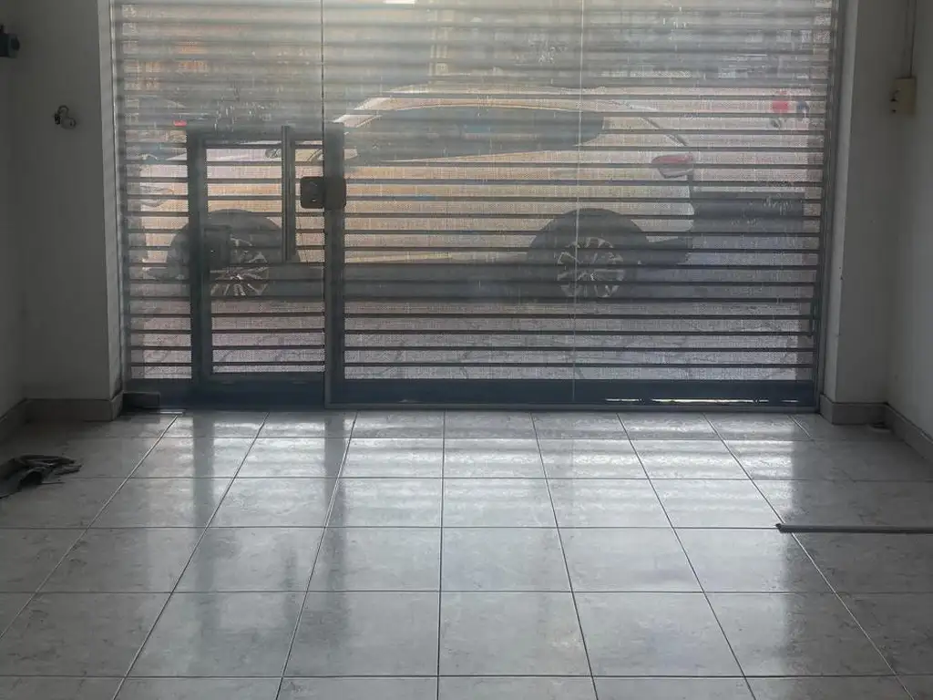 Foto de EXCELENTE LOCAL EN ALQUILER, imagen 4