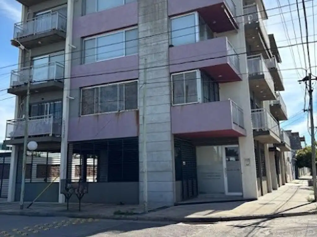 Foto de DEPARTAMENTO DOS DORMITORIOS CON COCHERA DOBLE, imagen 2