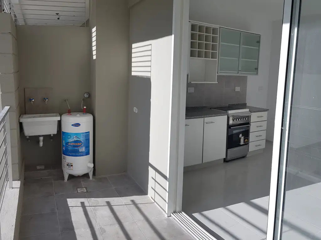 Foto de ZONA FACULTADES, a Estrenar MONOAMBIENTE 44 m² DIVISIBLE, APTO TODO, imagen 2