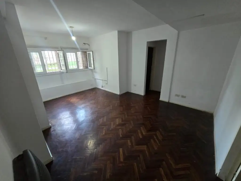Foto de ALQUILER 2 DORM. + PATIO EXCELENTE UBICACION, imagen 1