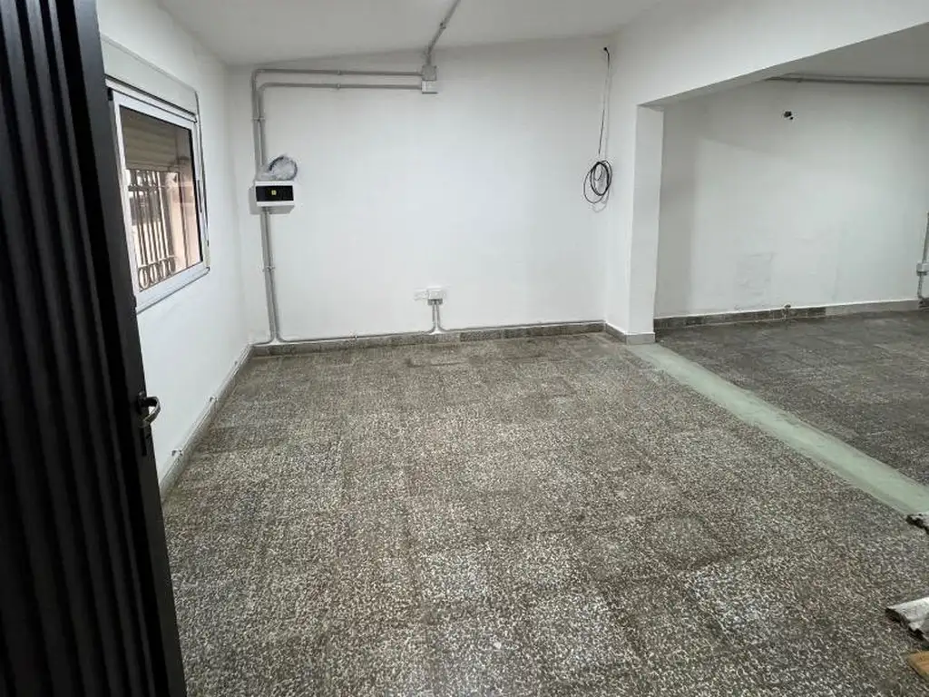Foto de Alquilo local comercial Villa Allende, a mts Plaza, imagen 3