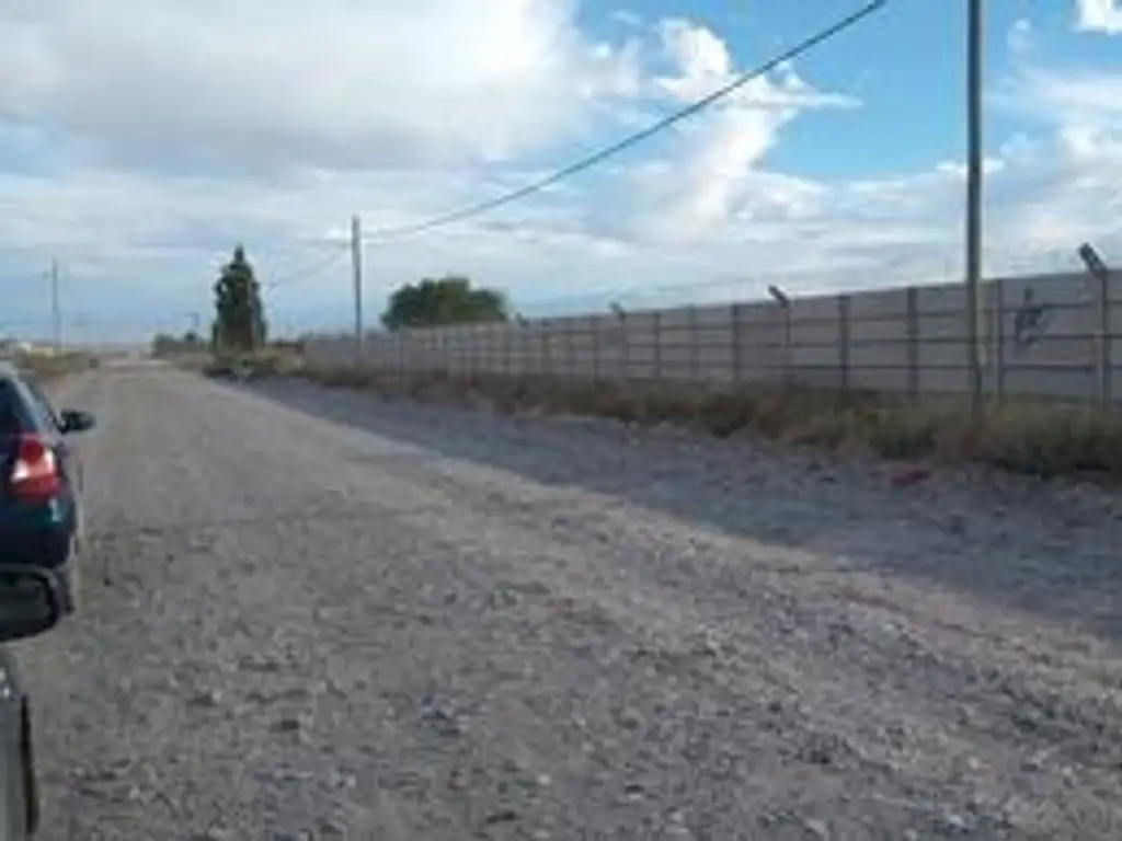 Foto de ALQUILER 3700 m2 P. INDUST. NEUQUÉN, imagen 1
