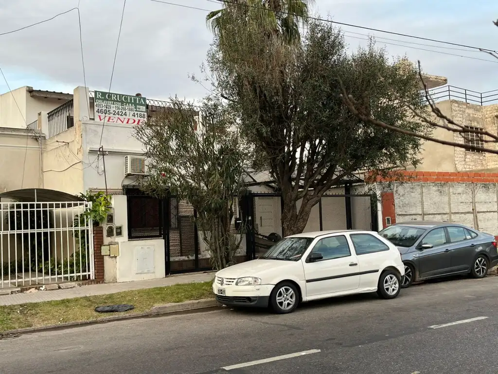 Foto de Exc. casa 3 amb. con dependencia planta alta - VENTA, imagen 2