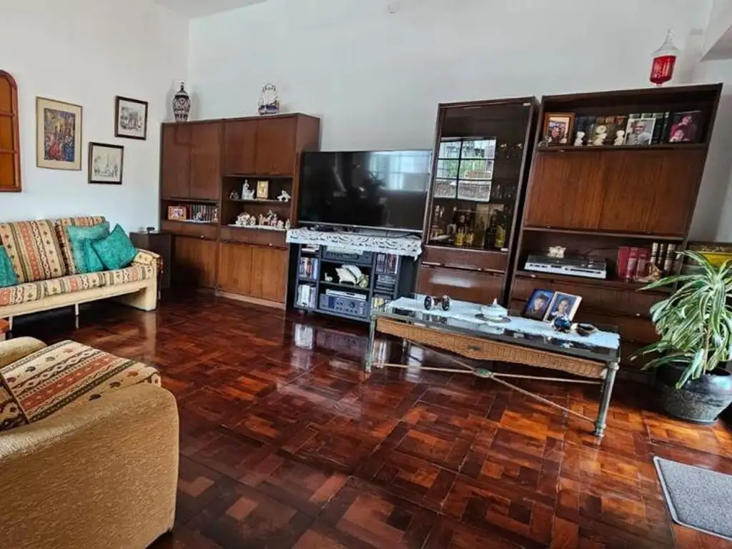 Foto de Casa en venta en Monte Castro, imagen 2