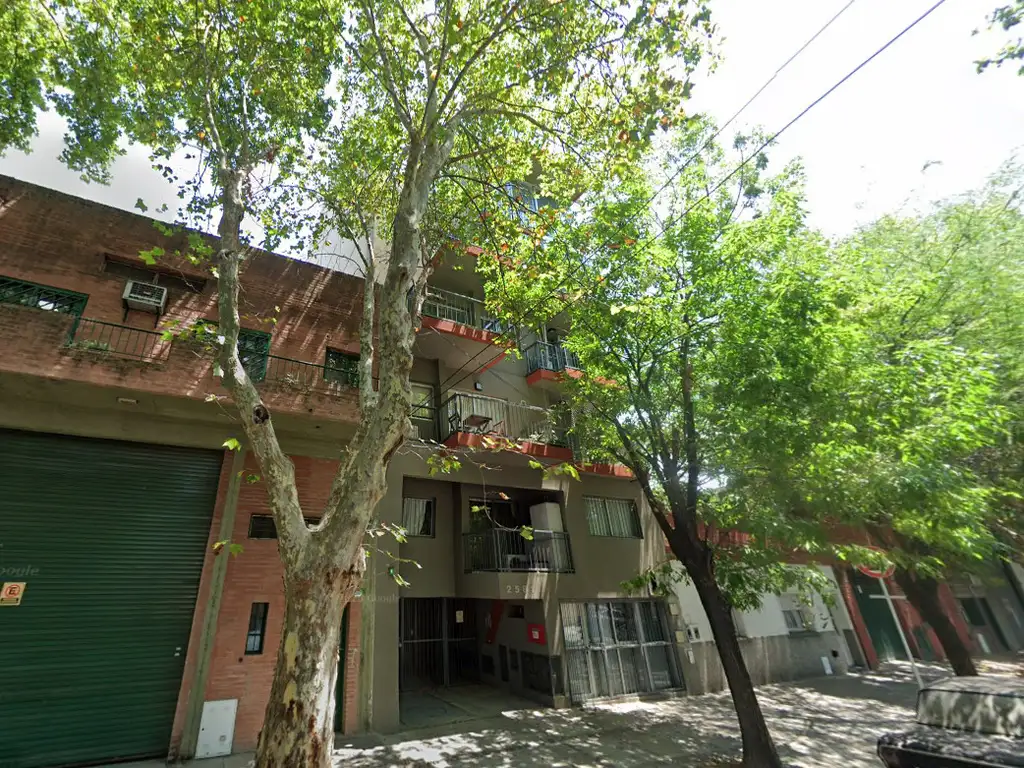 Foto de 2amb - Balcón Terraza - Parrilla - Cochera Fija Cubierta - Semipiso, imagen 1