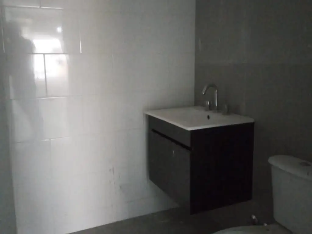Foto de LOCAL COMERCIAL - SOBRE AV. LOPE DE VEGA - Una sola planta con acceso, imagen 5