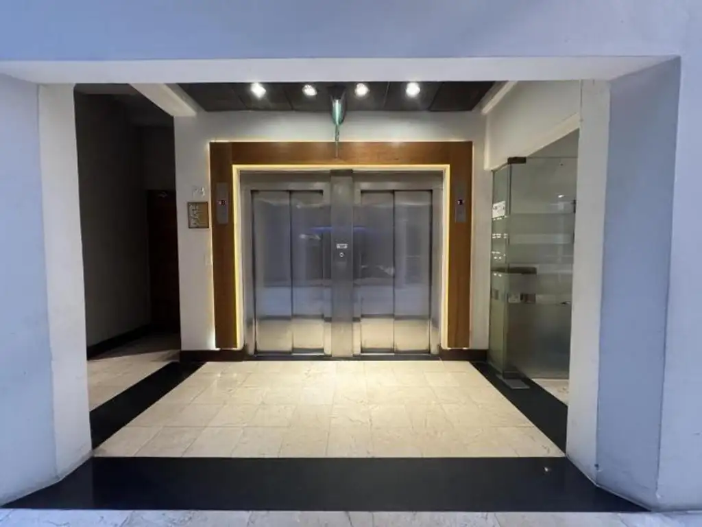 Foto de VENTA OFICINA PUERTO MADERO CON DORMITORIO TAMBIEN, imagen 3
