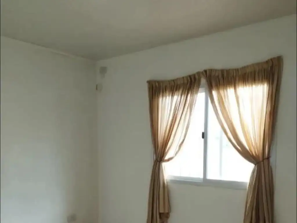 Foto de DEPARTAMENTO 2 AMBIENTES EN ALQUILER - EL PALOMAR, imagen 2