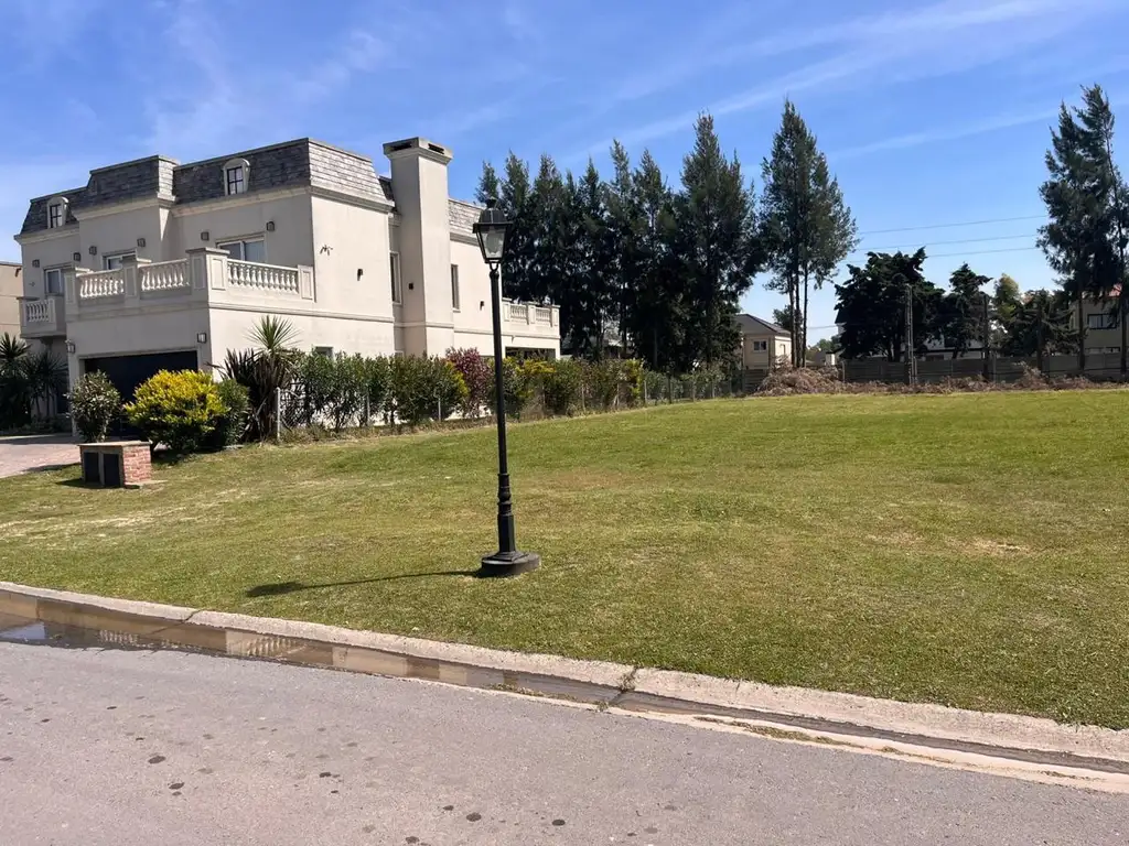 Foto de VENTA DE LOTE DE 800M2 EN CLUB DE CAMPO SANTA JUANA CANNING, imagen 3