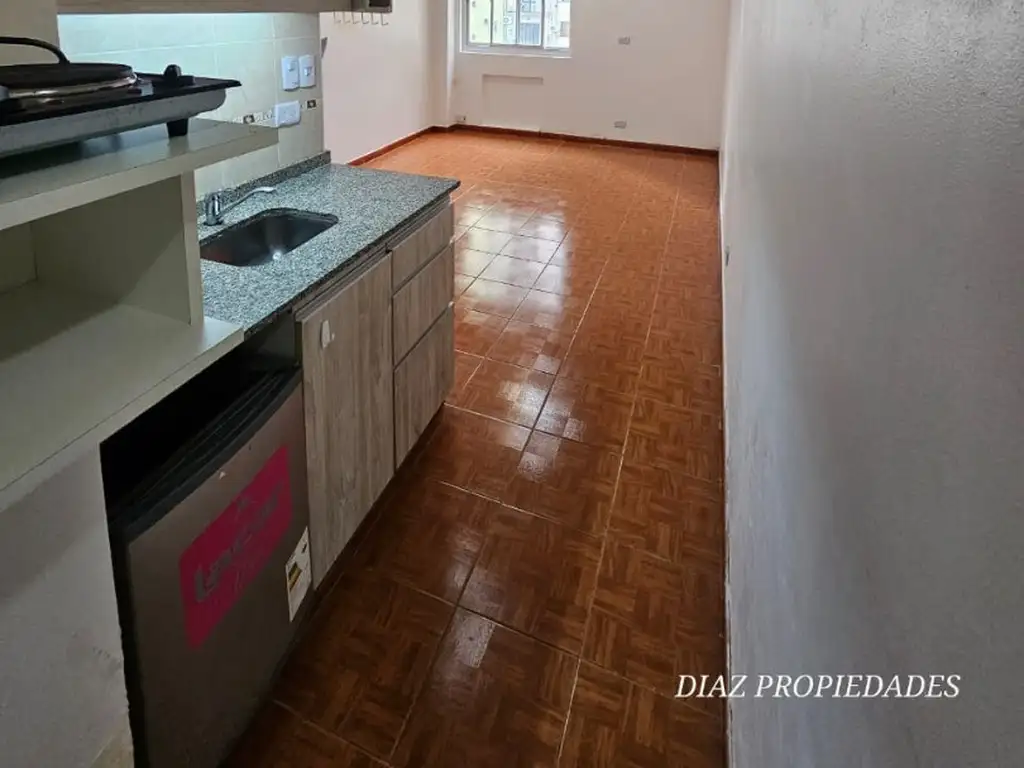 Foto de EXCELENTE DEPARTAMENTO, IDEAL TODO DESTINO VIVIENDA O COMERCIAL, imagen 2