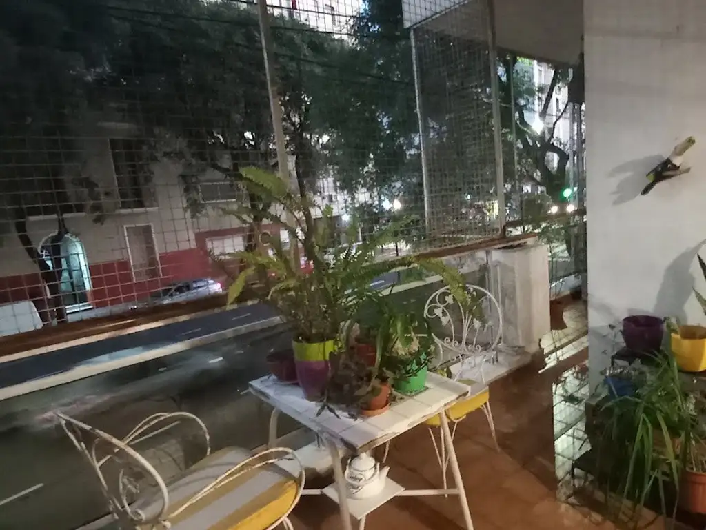 Foto de DEPARTAMENTO AL FRENTE CON BALCÓN SUPERLUMINOSO, imagen 1