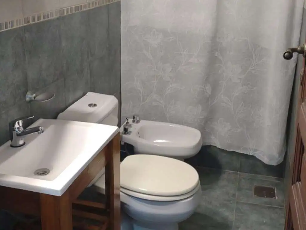 Foto de 2 AMBIETES EN ZONA TEATRO COLON-OBELISCO, imagen 1