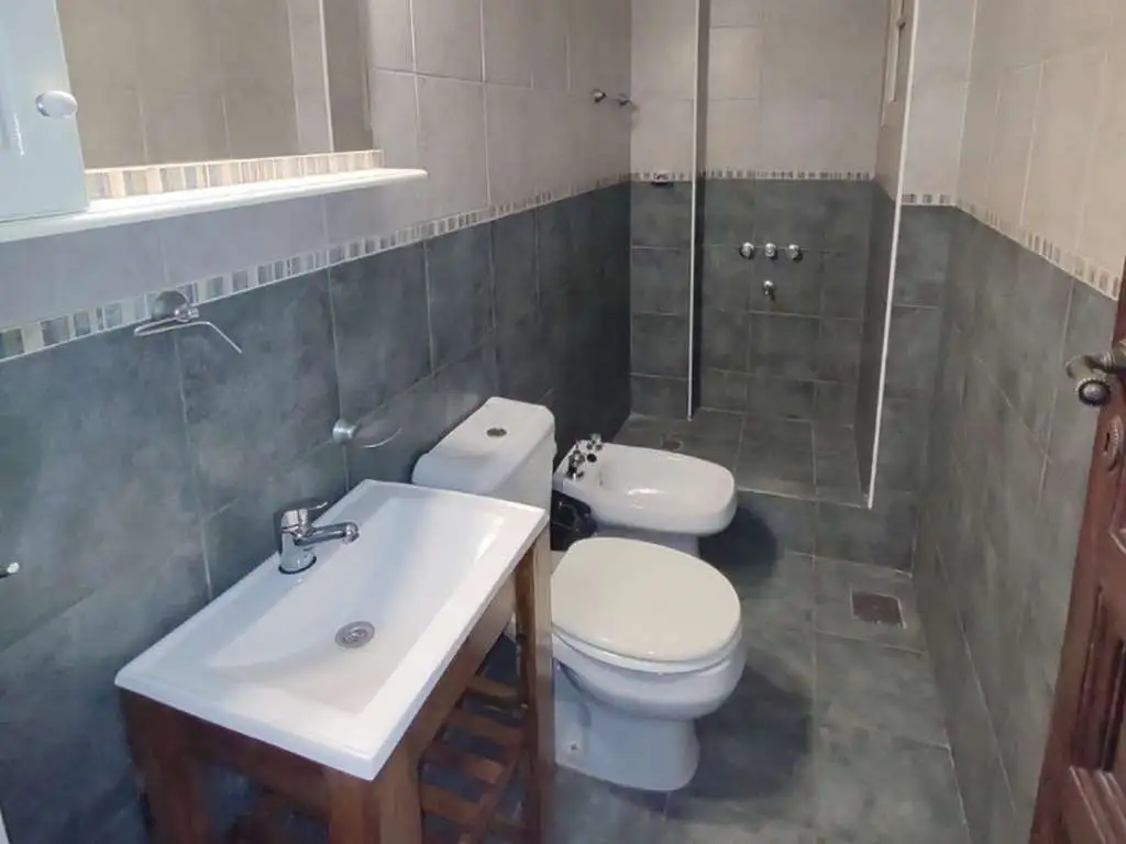 Foto de 2 AMBIETES EN ZONA TEATRO COLON-OBELISCO, imagen 2