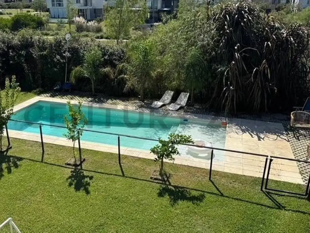 CASA DE 5 AMBIENTES - BARRIO CEIBOS PUERTOS DEL LAGO