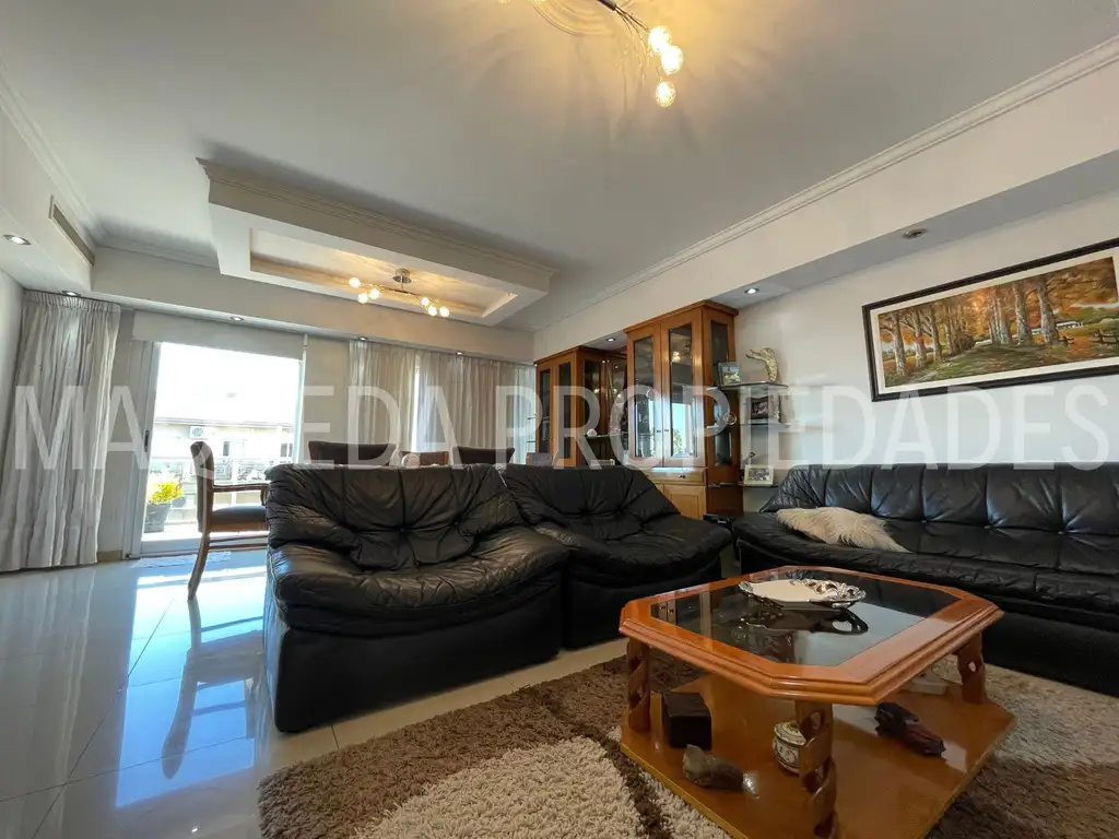 Foto de Piso De Gran Categoria 4 Ambientes C/2 Cocheras ¡imperdible!, imagen 3