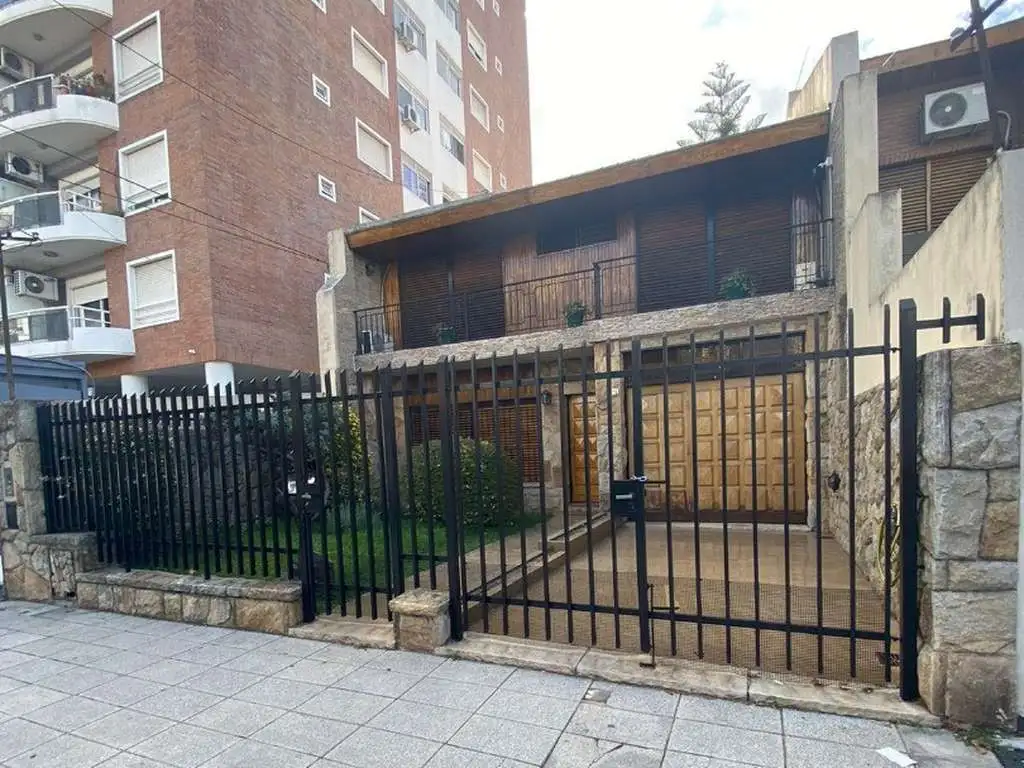 Foto de ALQUILER COMERCIAL DE CASA LOTE PROPIO DE 8.66X44.53, METROS CUBIERTOS, imagen 1