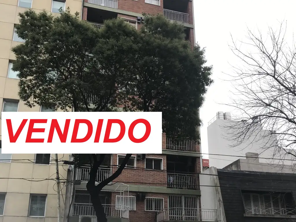 Foto de 2 AMB. semi piso, al frente balcon, APTO PROFESIONAL. SUPER LUMINOSO, imagen 5