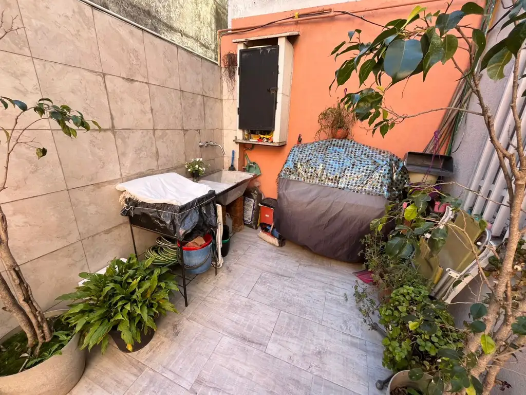 Foto de Tipo casa interno 4 amb. VENTA, imagen 3
