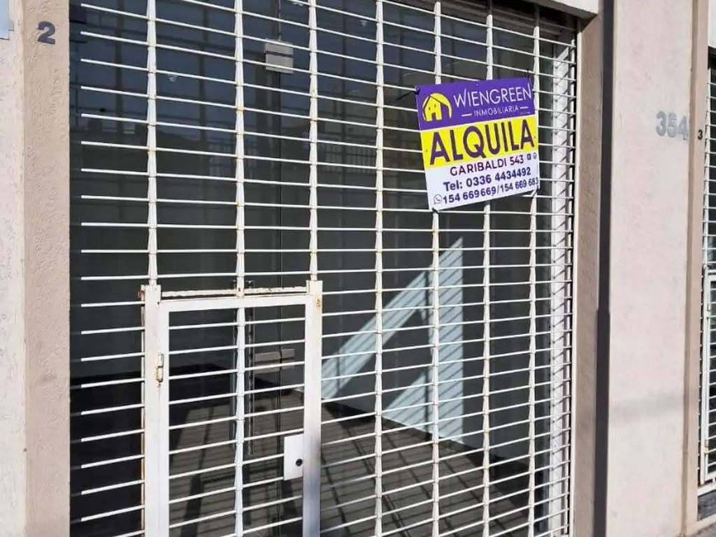 Foto de Alquilo Locales Comerciales sobre Maipu y Garibaldi, imagen 2