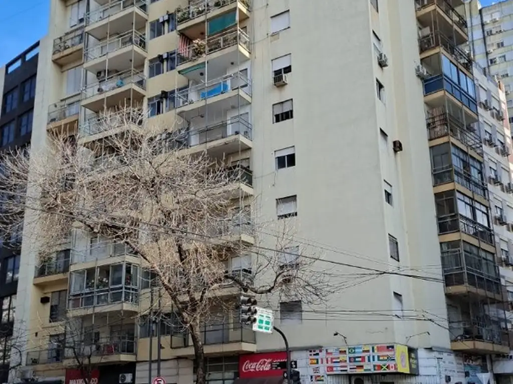 Foto de MUY BUEN DEPARTAMENTO AL FRENTE CON VISTA PANORAMICA, imagen 1