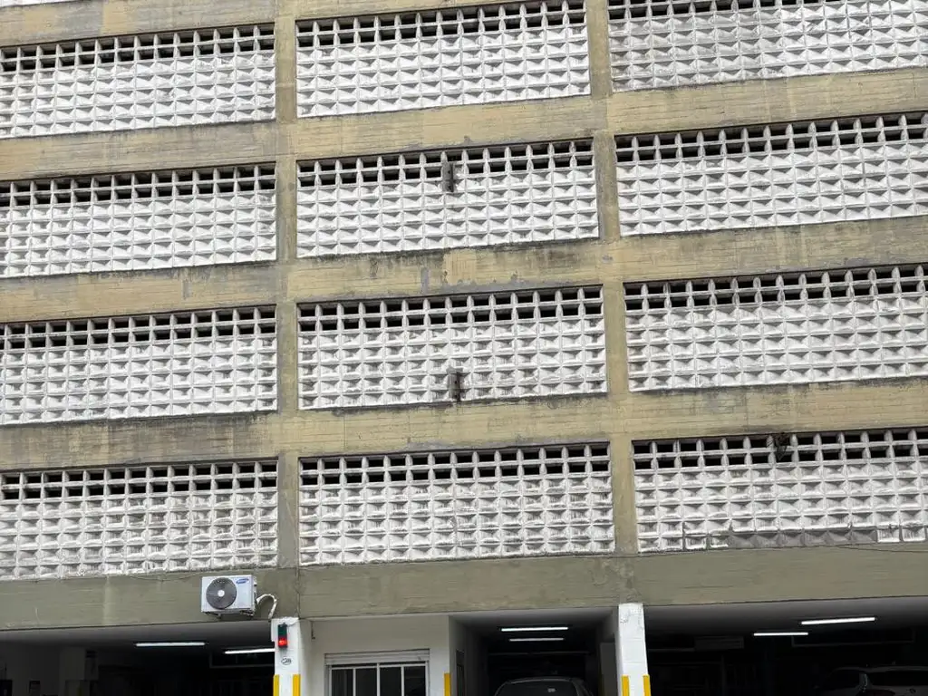 Foto de Cochera en venta en Recoleta, imagen 1