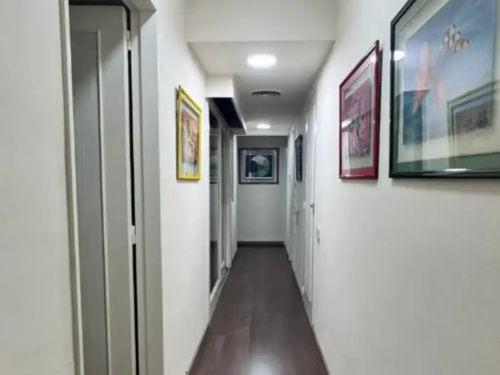 Foto de EXCELENTE CASA CON ORIENTACIÓN ESTE, imagen 3
