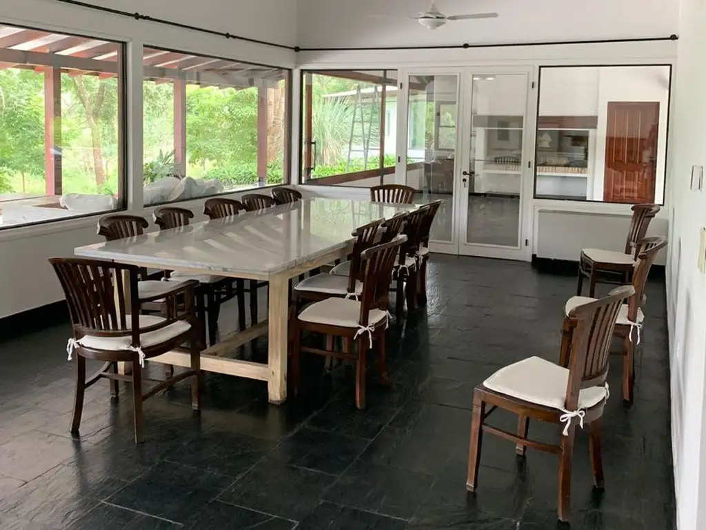 Foto de Casa en Alquiler en Valle Escondido, imagen 3