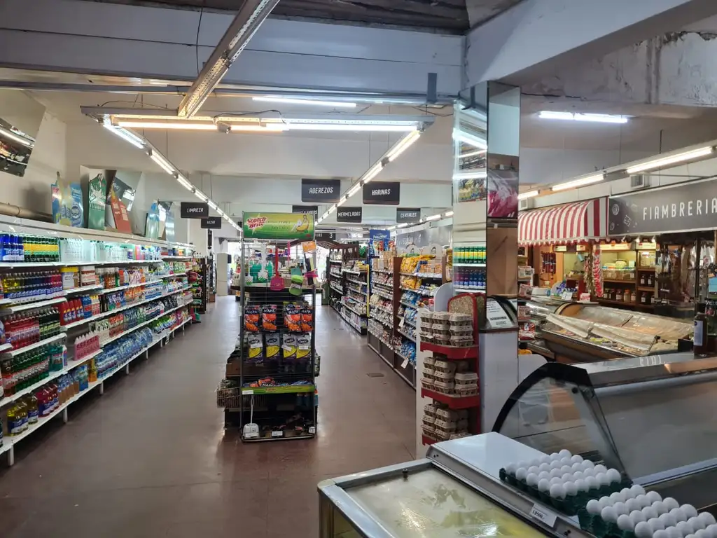 Foto de Importante supermercado a la venta en Necochea, imagen 1