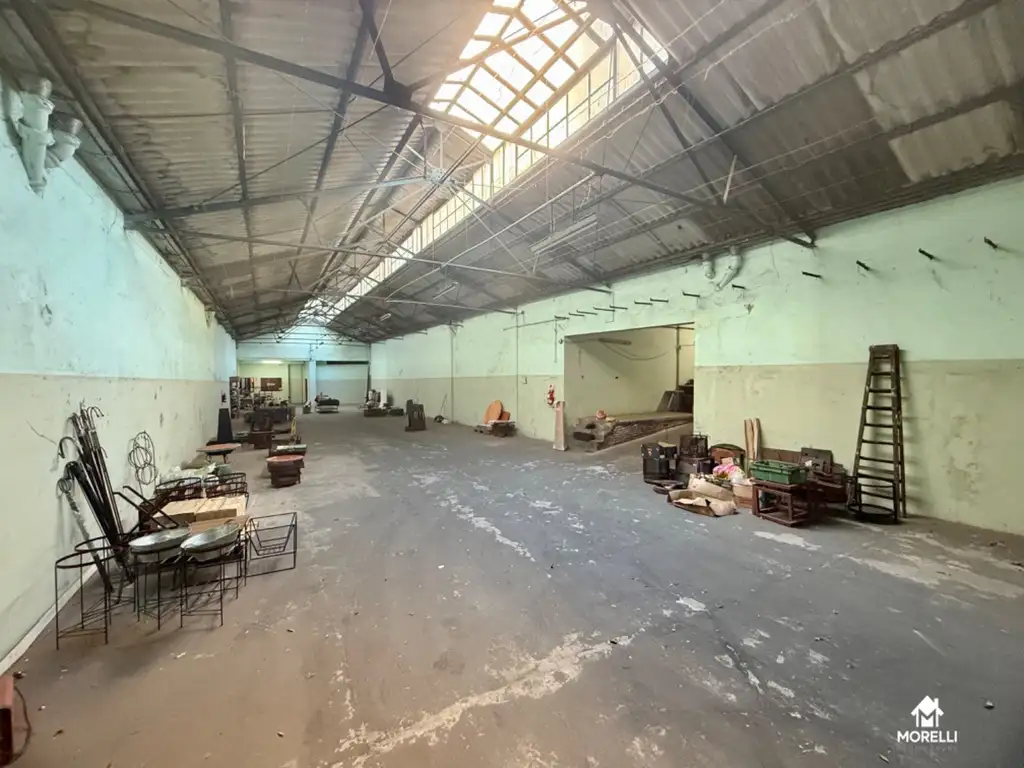 Foto de DEPÓSITO CON OFICINAS SOBRE 2 UNIDADES VENTA EN BLOCK.-, imagen 5