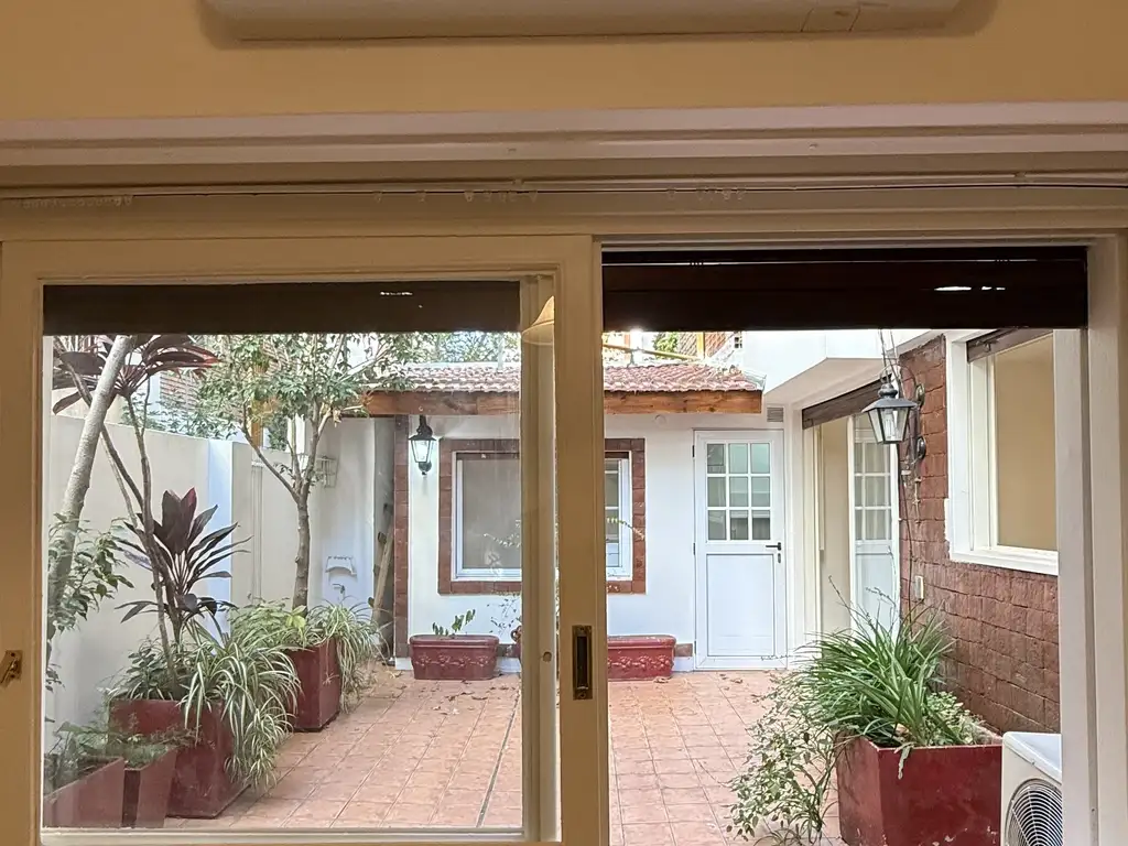 Foto de Departamento en Venta Cuba y José Hernández - 3am con Patio - Servicios, imagen 1