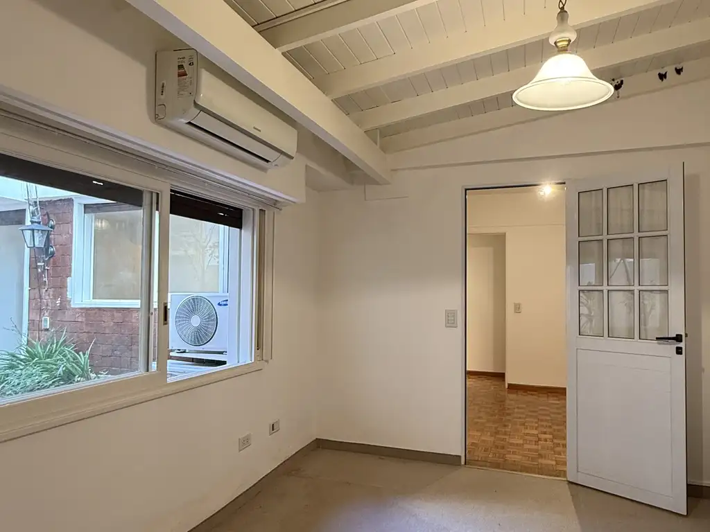 Foto de Departamento en Venta Cuba y José Hernández - 3am con Patio - Servicios, imagen 3