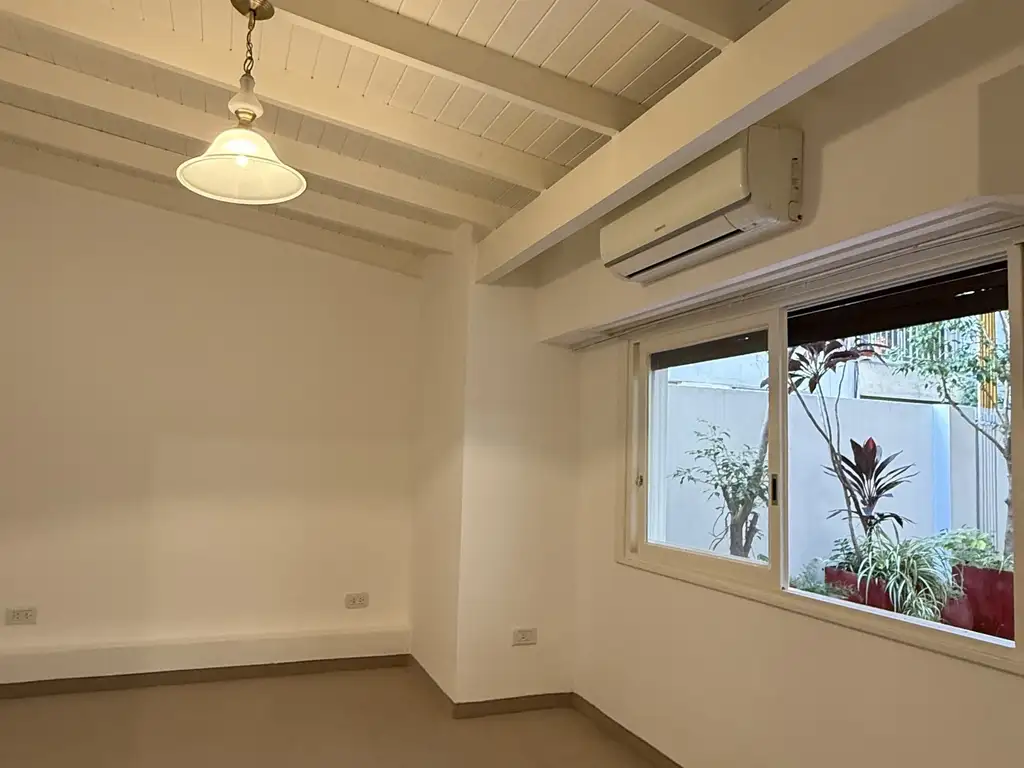 Foto de Departamento en Venta Cuba y José Hernández - 3am con Patio - Servicios, imagen 4