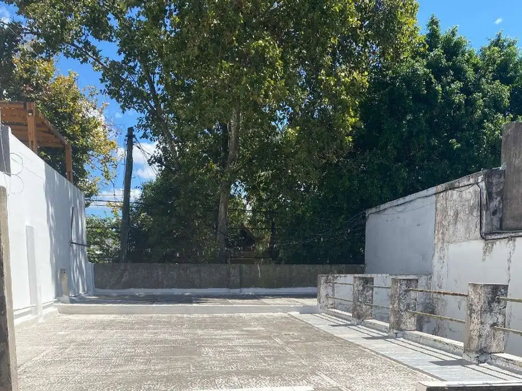 Foto de CASA 5 AMB, LOTE PROPIO, PATIO TERRZA, 8,66 X 21,30,, POSIBILIDAD, imagen 5