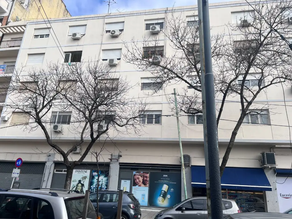 Foto de Departamento de 3/4 ambientes al frente en el corazón de Villa Real!, imagen 1