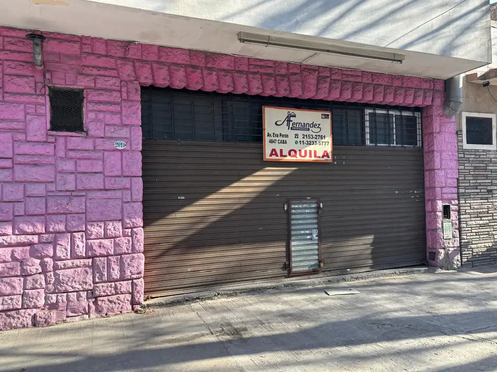 Foto de Venta Local con Depto de 2 ambientes, Parque Avellaneda, Floresta, imagen 1