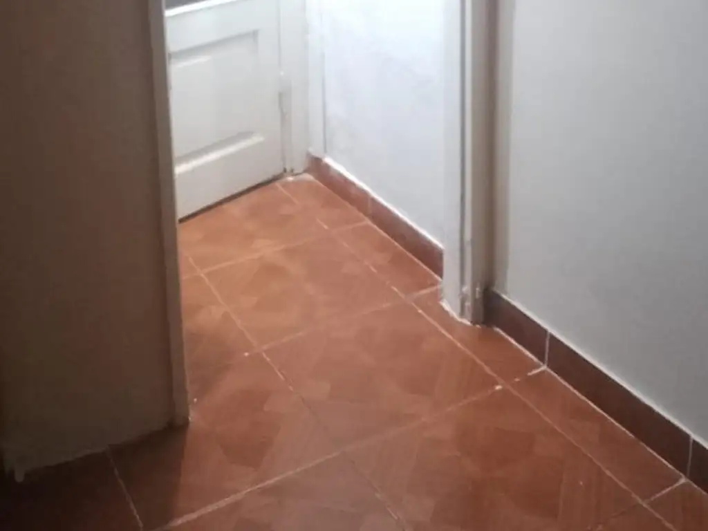 Foto de Venta Local con Depto de 2 ambientes, Parque Avellaneda, Floresta, imagen 3