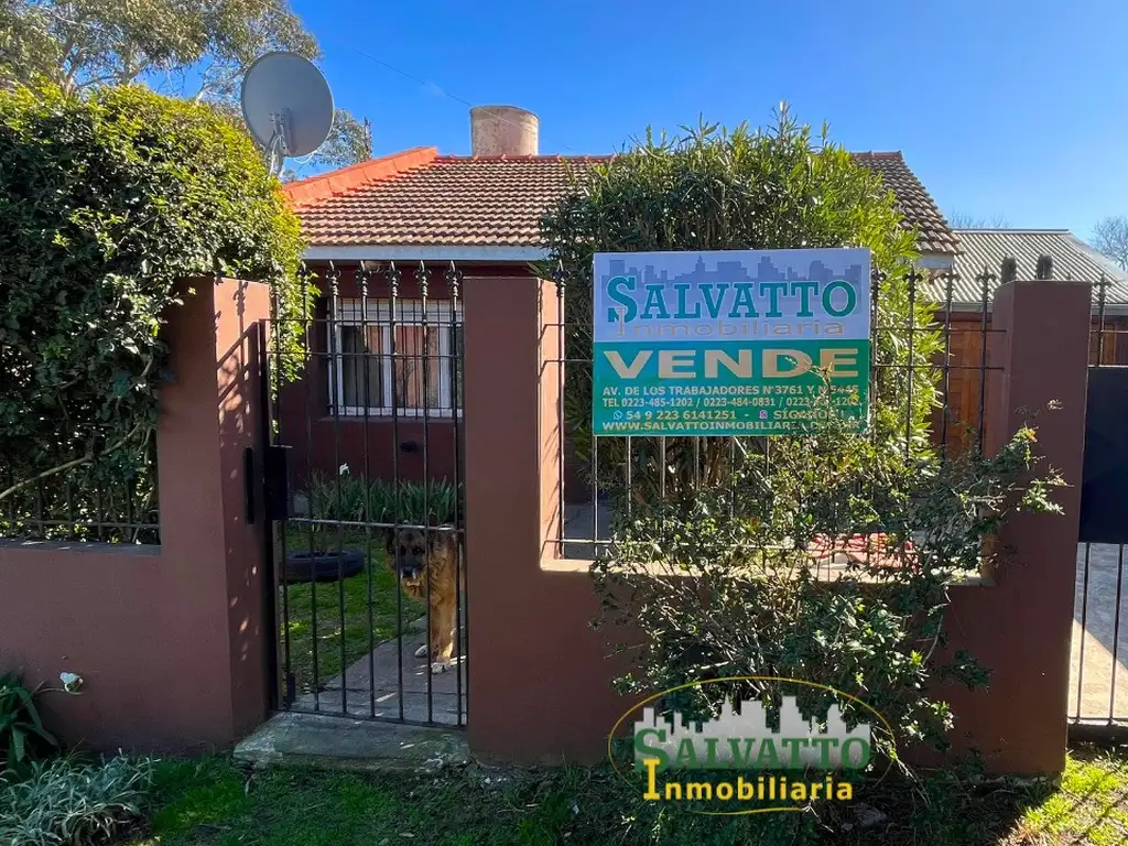 Foto de Chalet 3 ambientes con garage y lote propio en barrio Faro, imagen 2