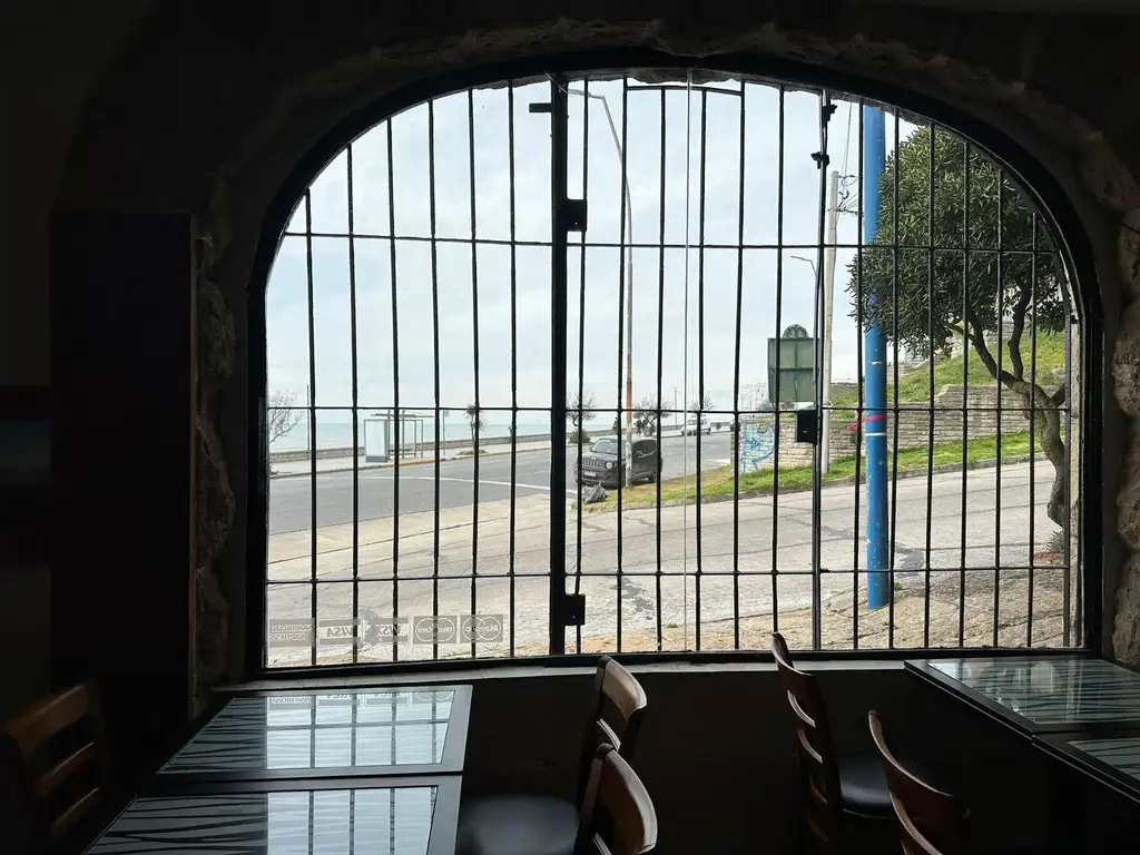 Foto de Excelente local en venta frente al mar, imagen 5