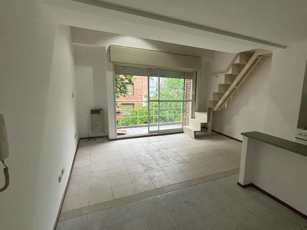 Foto de Barrio Lourdes- Duplex en alquiler, imagen 2