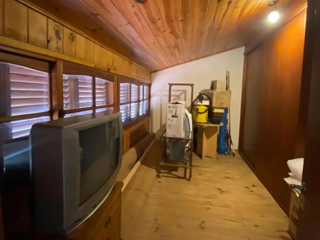 Foto de CHALET 4 AMB. + CHALET 2 AMB. ZONA CHAUVIN, imagen 5