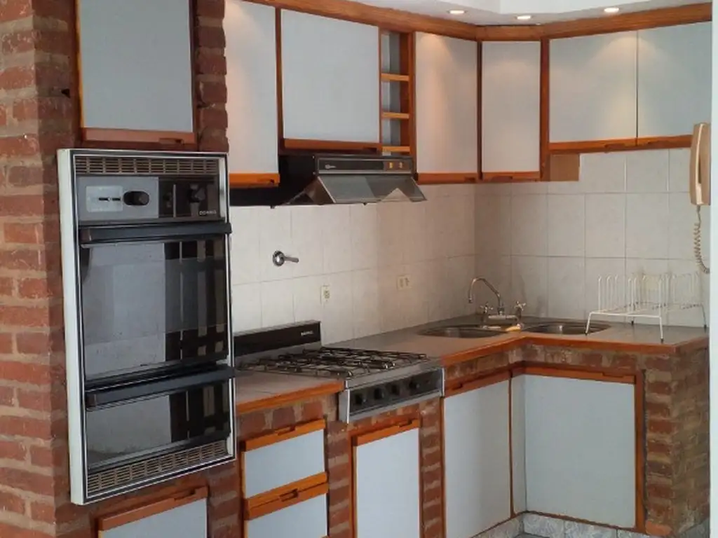 Foto de Venta PH 2 amb c/ patio y espacio aéreo. Muy amplio. Villa Lugano, imagen 1