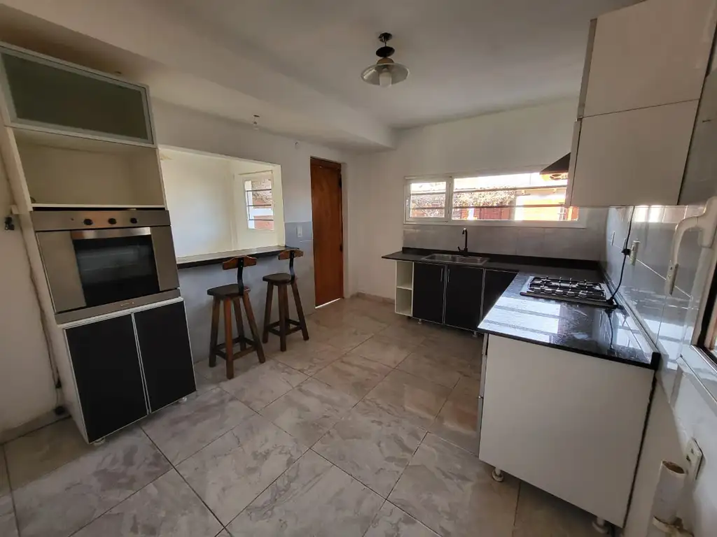 Foto de CASA EN VENTA S.P. del CHAÑAR CALLE ARRAYANES N° 645.-, imagen 1