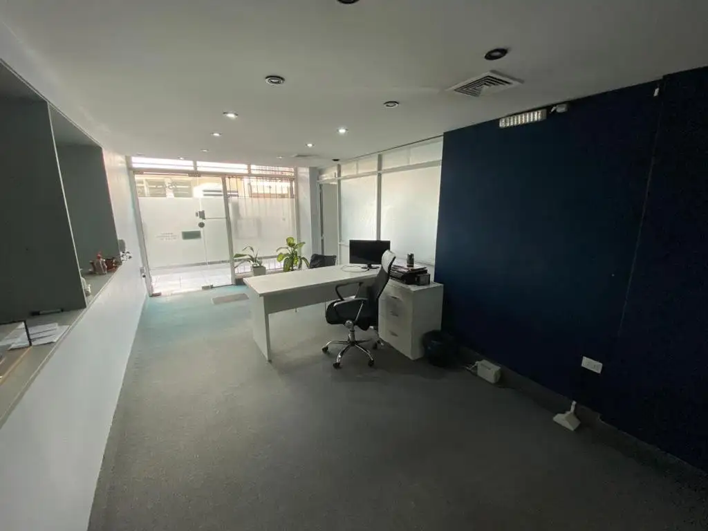 Foto de Local en Venta. B Plaza Mitre, imagen 2