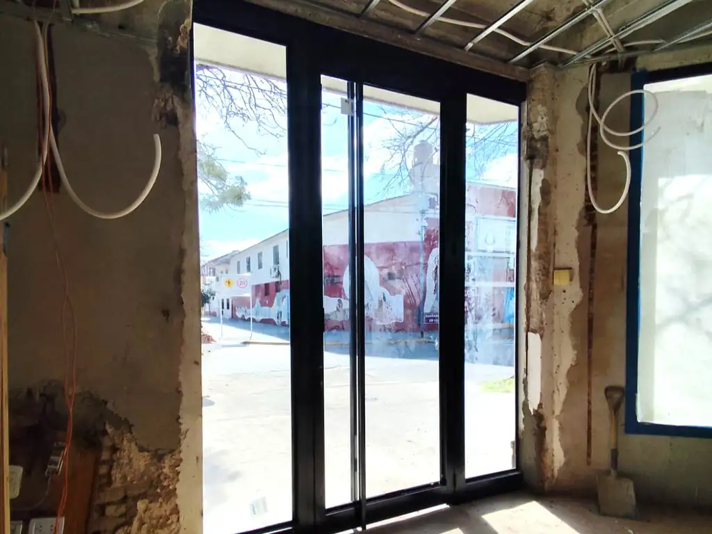 Foto de Local en Alquiler en Barrio Naón, Mataderos – Capital Federal, imagen 3