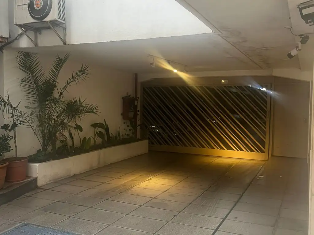 Foto de Cochera Fija Y Cubierta De Muy Facil Acceso. Excelente Ubicacion, imagen 5