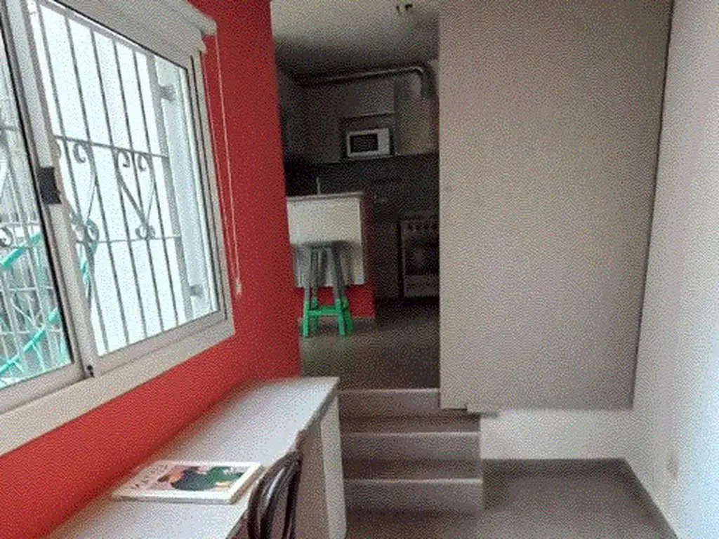 Foto de DEPARTAMENTO PLANTA BAJA CON PATIO, imagen 2