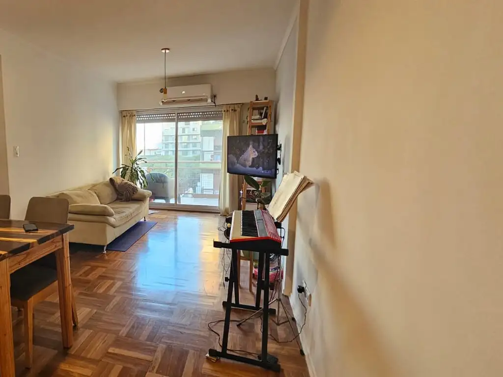 Foto de VENTA DEPARTAMENTO TRES AMBIENTES EN NUÑEZ CON BALCON BAÑO Y COCINA A, imagen 1
